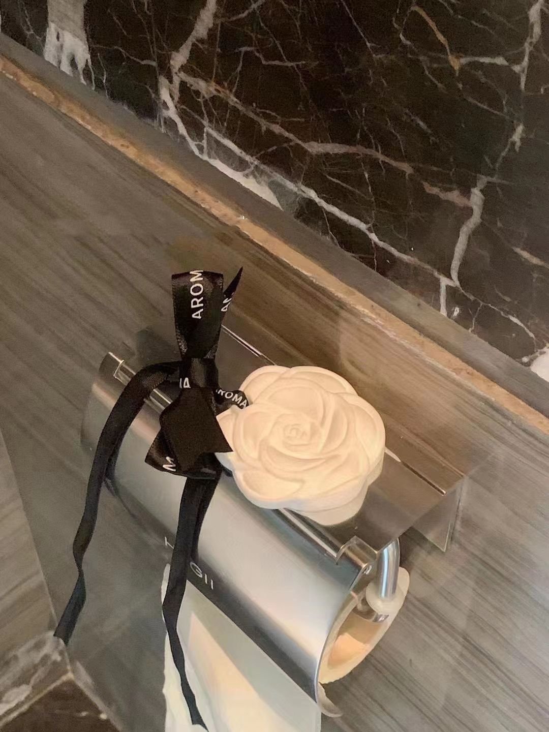 CHANEL aroma pendant with Perfume - Image 3 of 4