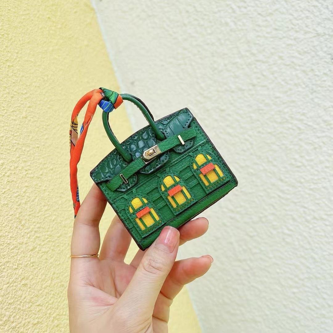 Brinkin Charm - Image 2 of 10