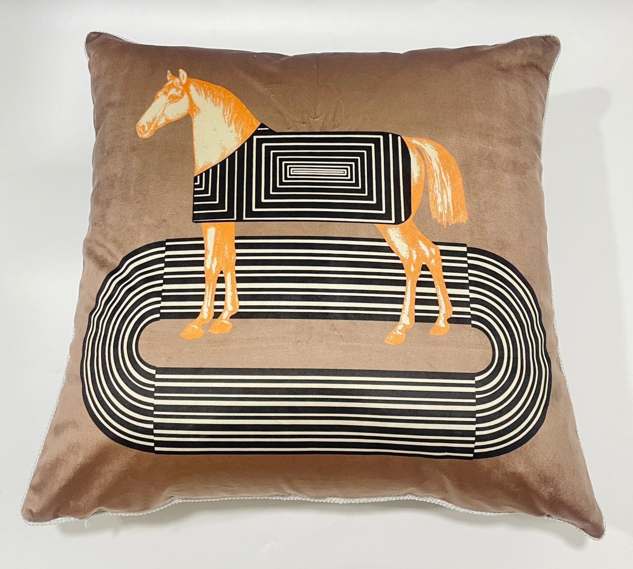 Velvet cushion from Hermes  - Image 5 of 8