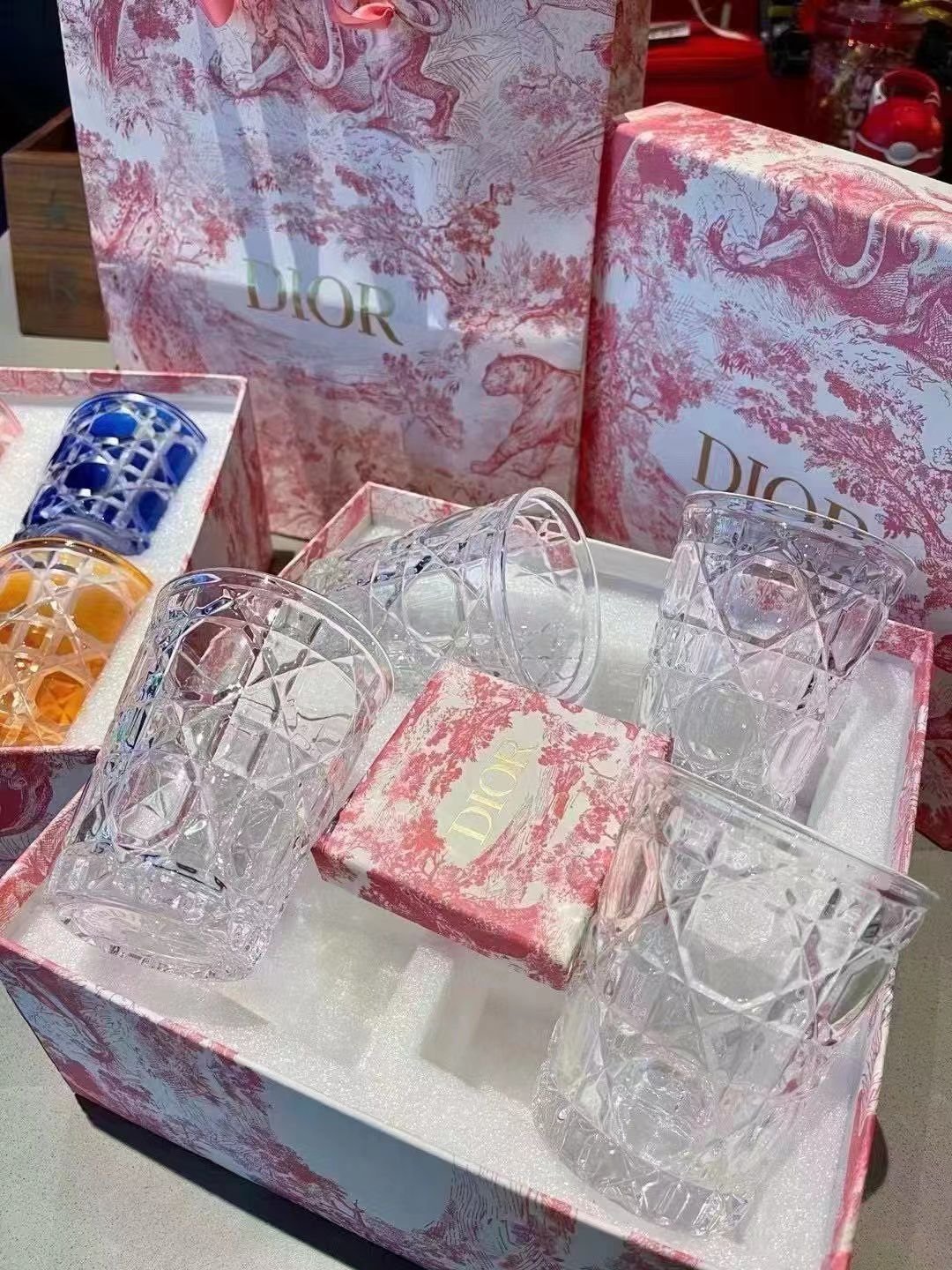 Set of four transparent glasses - Dior Cups | Buy Online in UAE