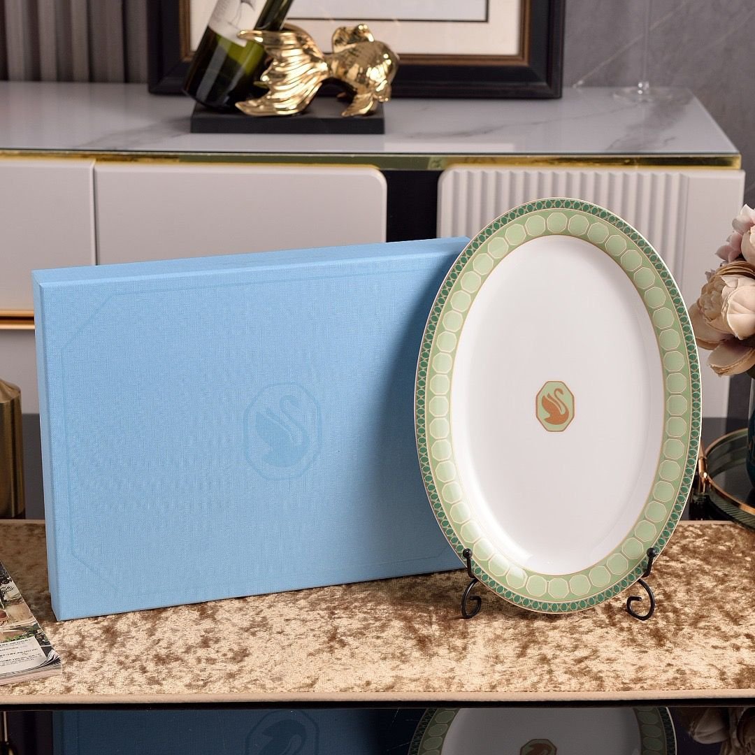 Swarovski oval plate