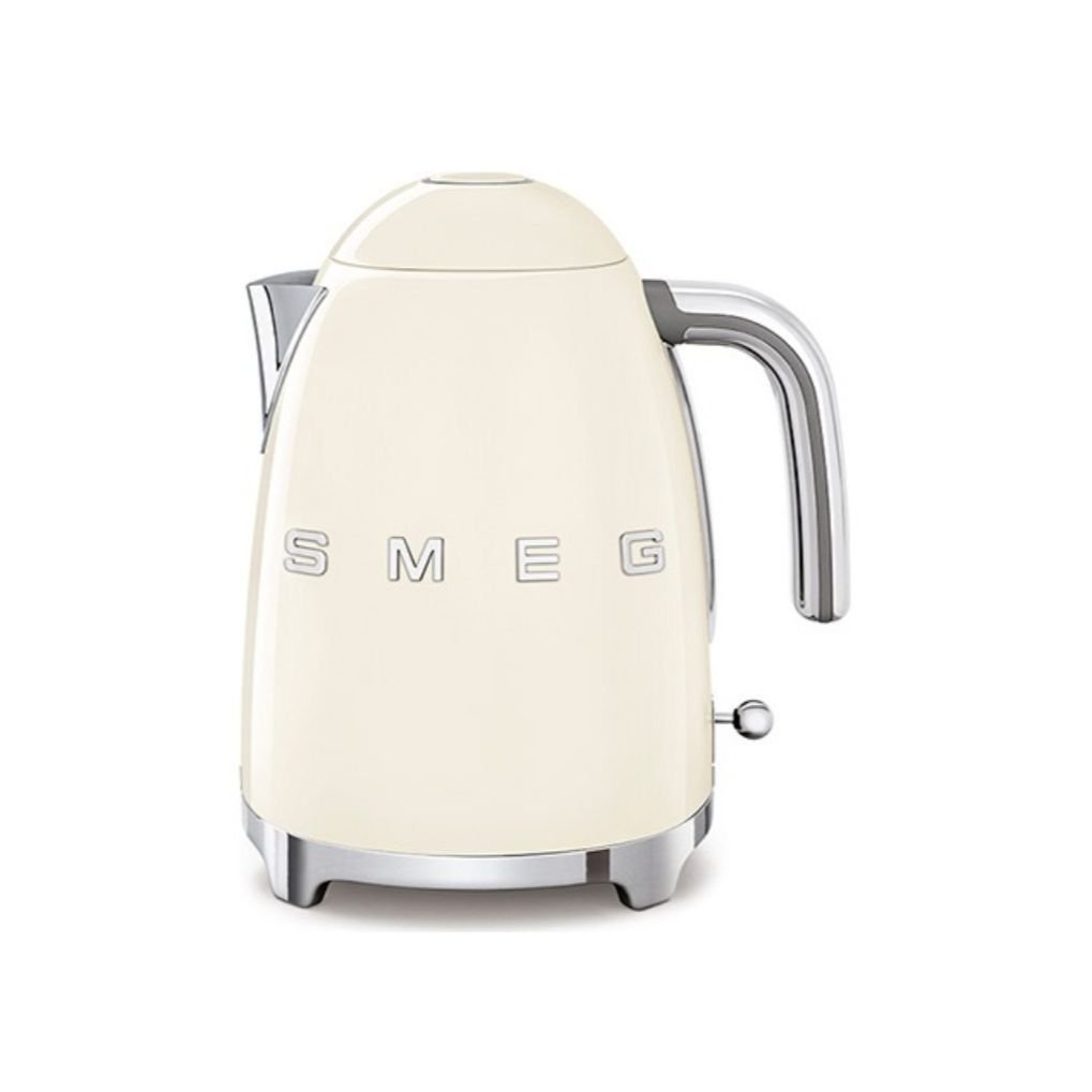 Smeg Klf03ChmUK, 50'S Retro Style Kettle, 1.7 L Capacity With Water Level Indicator, 360 Swivel Base, Anti-Slip Feet - Image 6 of 10