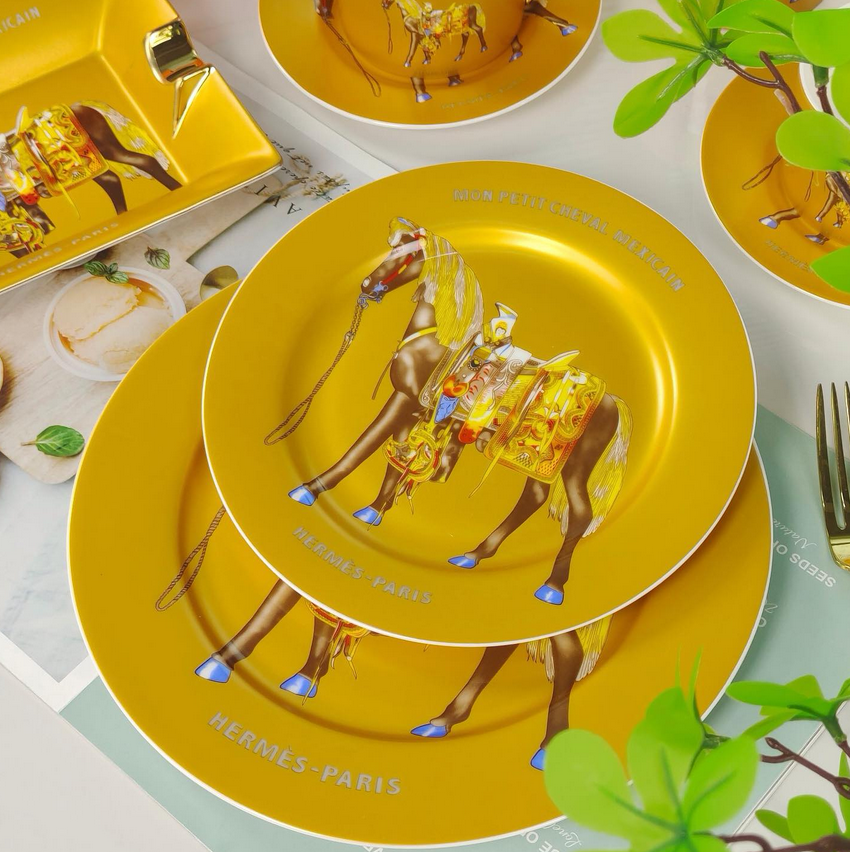 Hermes set of two golden plates with horse - Hermes Plates | Buy Online in UAE