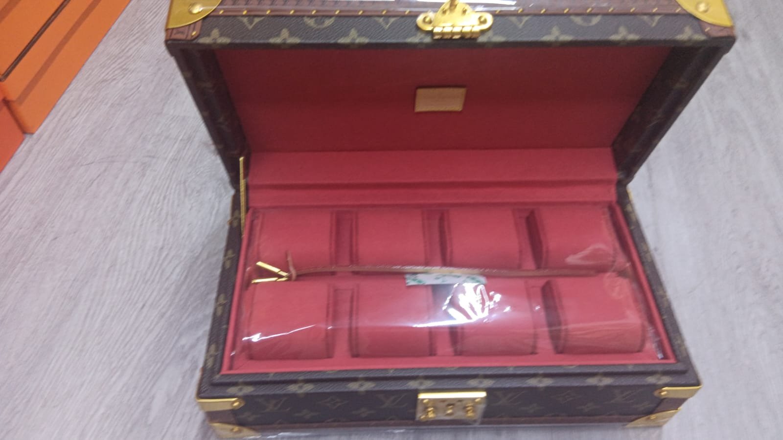 LV Big Wooden box - Louis Vuitton Antiques | Aleppo Gift UAE