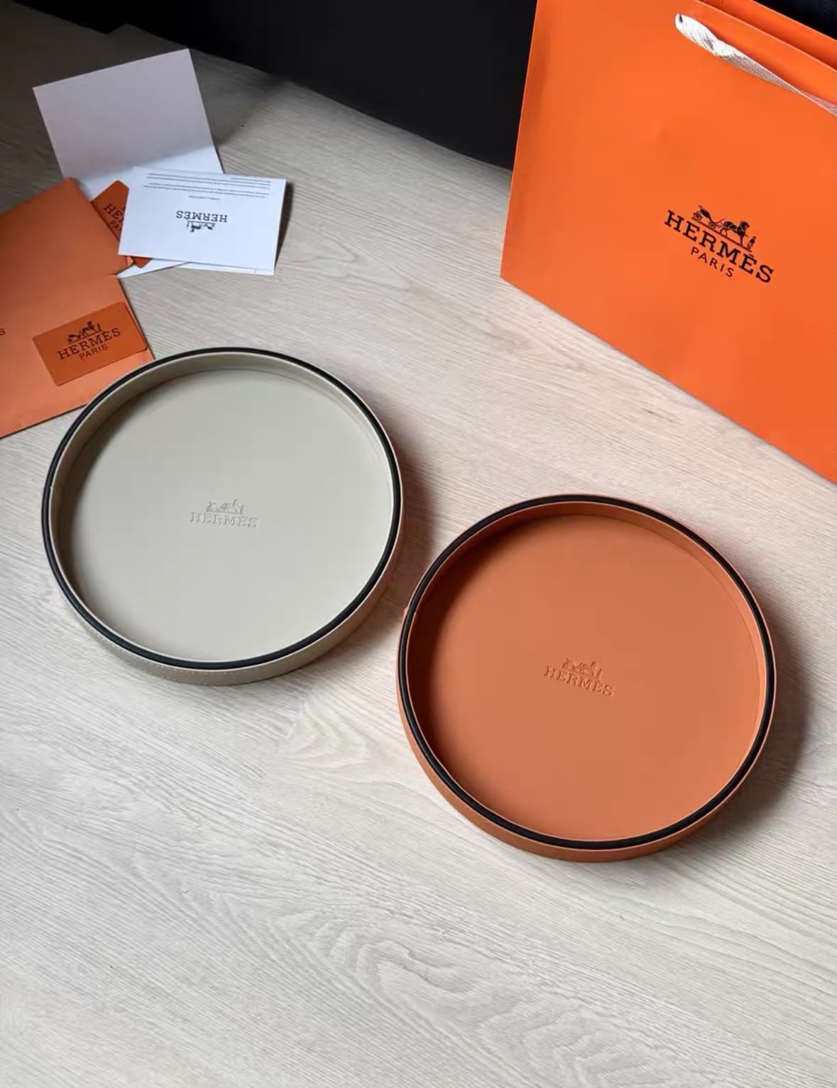 Hermes Circe round tray - Hermes Tray | Aleppo Gift UAE